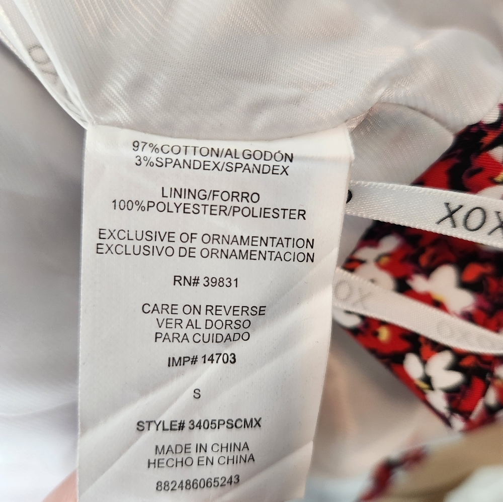 XOXO Floral Vest Red And White Ruffles Size Small - Picture 6 of 7